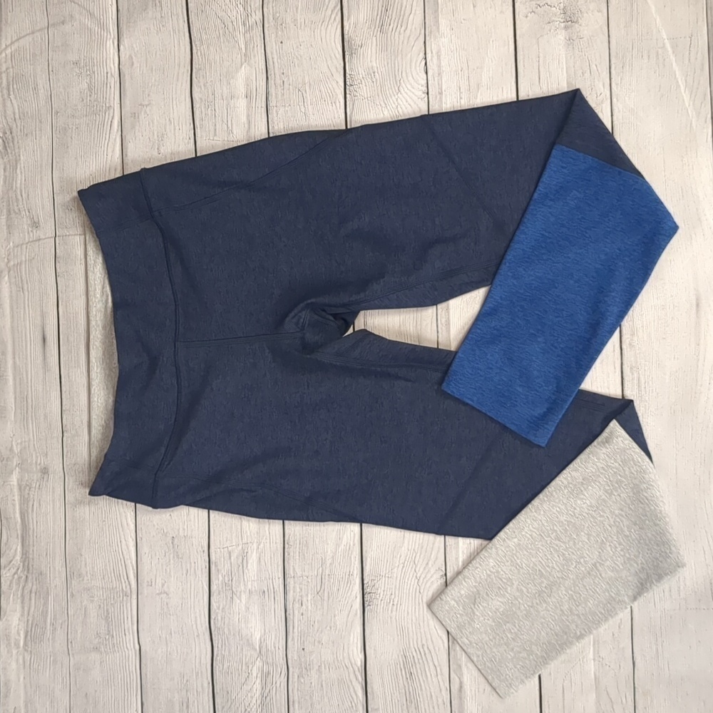 Outdoor voices dipped warmup leggings size medium